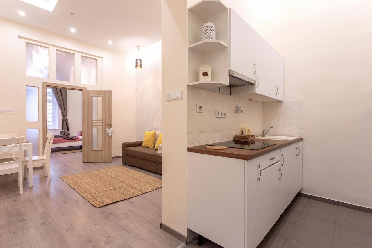 Goldcentral Apartment Comfort Budapest Exterior foto