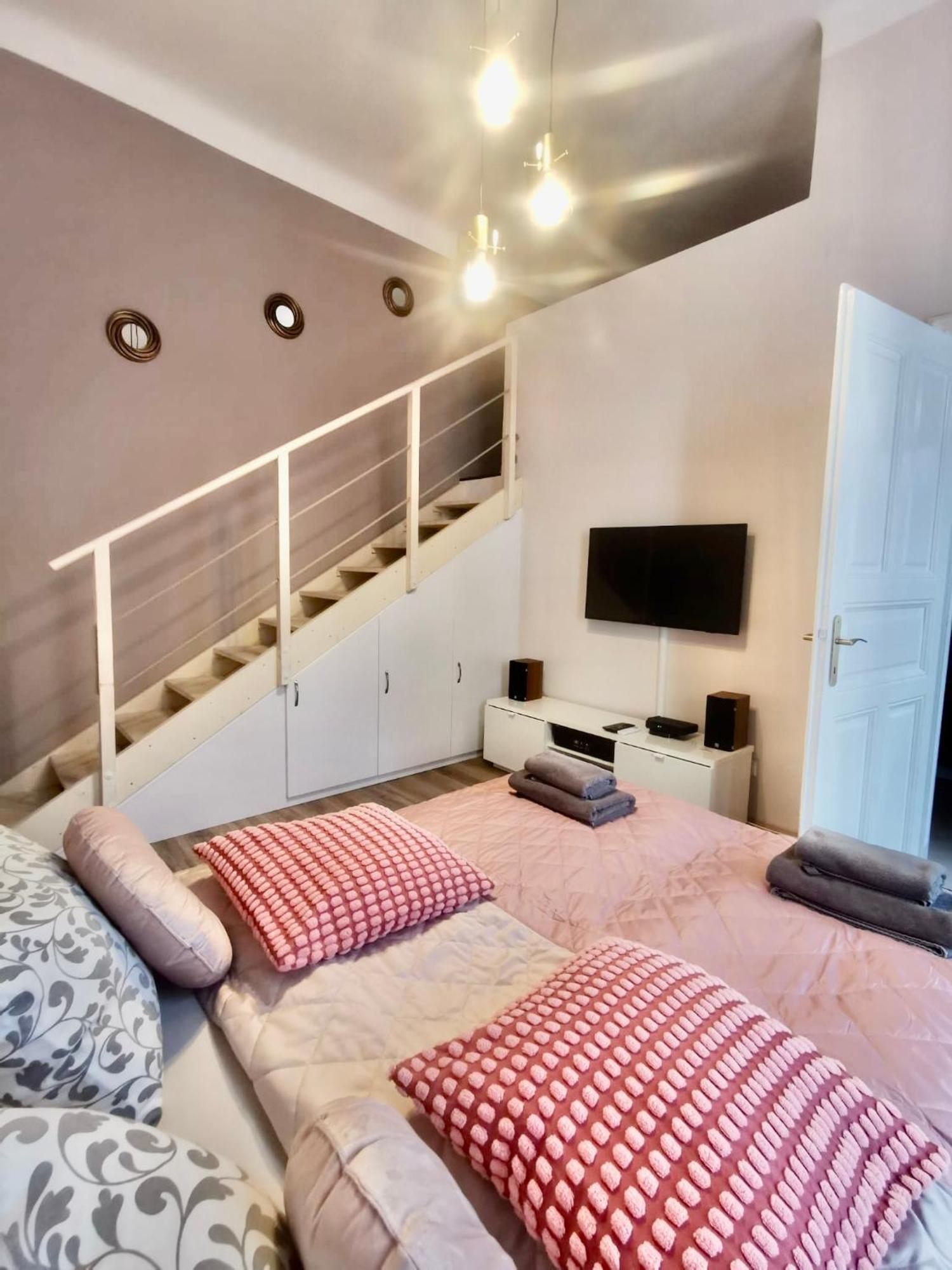 Goldcentral Apartment Comfort Budapest Exterior foto